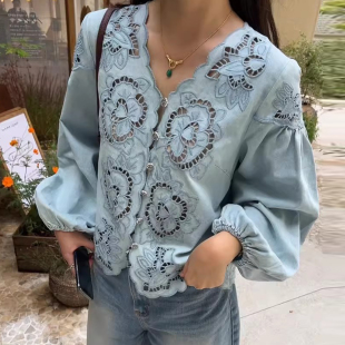 衬衫 良良家 复古小众重工刺绣镂空V领宽松泡泡袖 新款 上衣女 春季