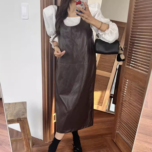 优雅气质简约U领pu皮背心连衣裙女早春新款宽松百搭吊带裙直筒裙