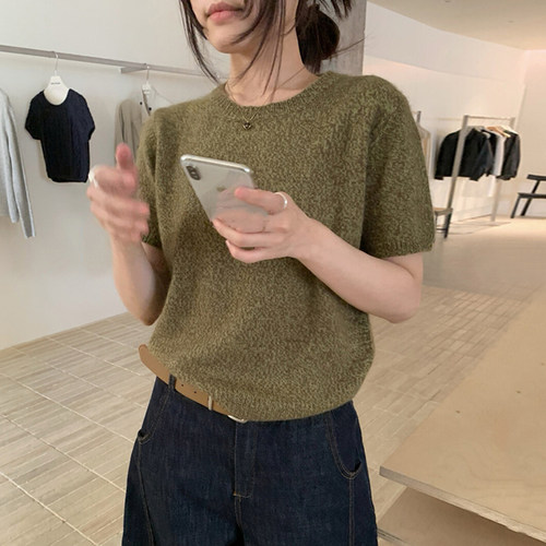 百搭显瘦短袖打底软糯针织衫毛衣