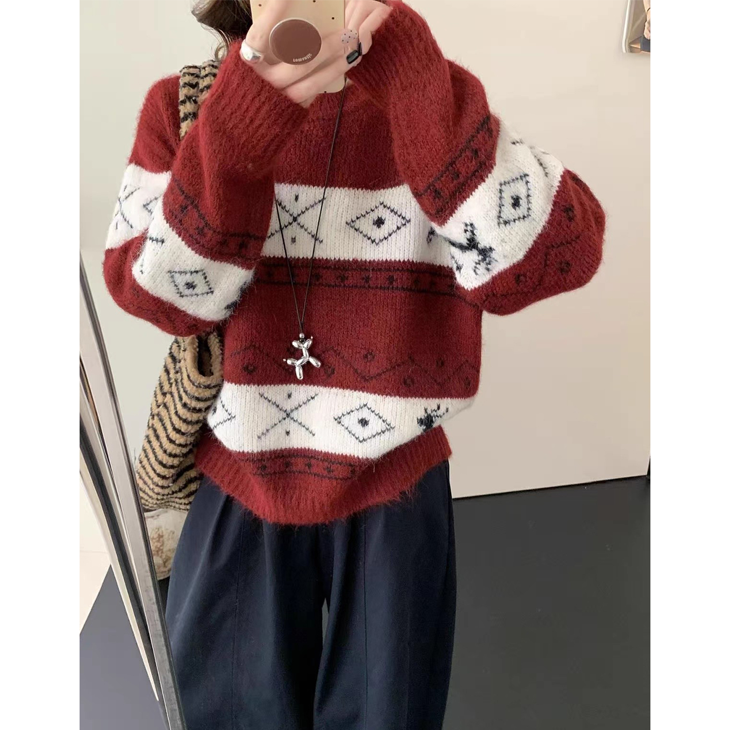 费尔岛个性提花软糯拼色针织毛衣