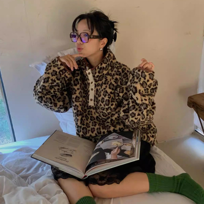 复古个性立领撞色豹纹套头卫衣