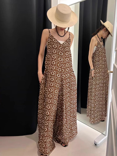 后背系带宽松阔腿裤连体裤配抹胸