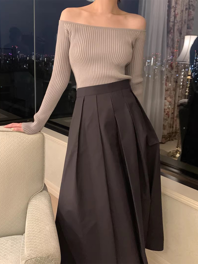 高腰中长款纯色A字百褶半身裙