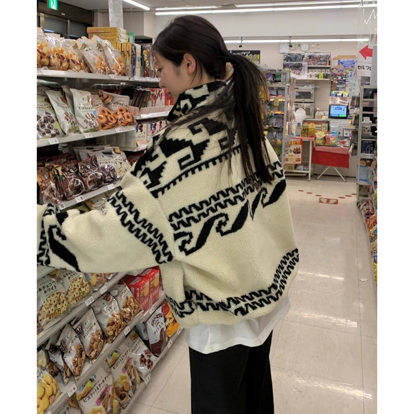 费尔岛印花百搭羊羔绒短外套