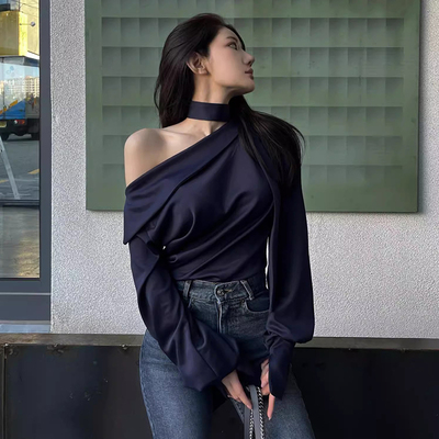 斜领飘带设计露肩长袖绸面衬衫