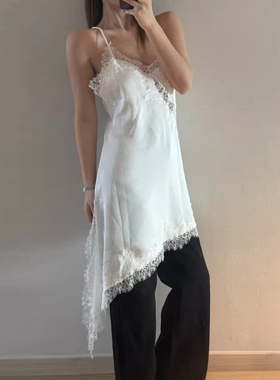 良良家 春季新款小众设计感蕾丝镂空拼接不规则吊带裙连衣裙女