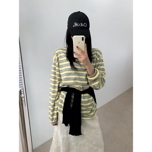 复古气质圆领撞色条纹长袖T恤女