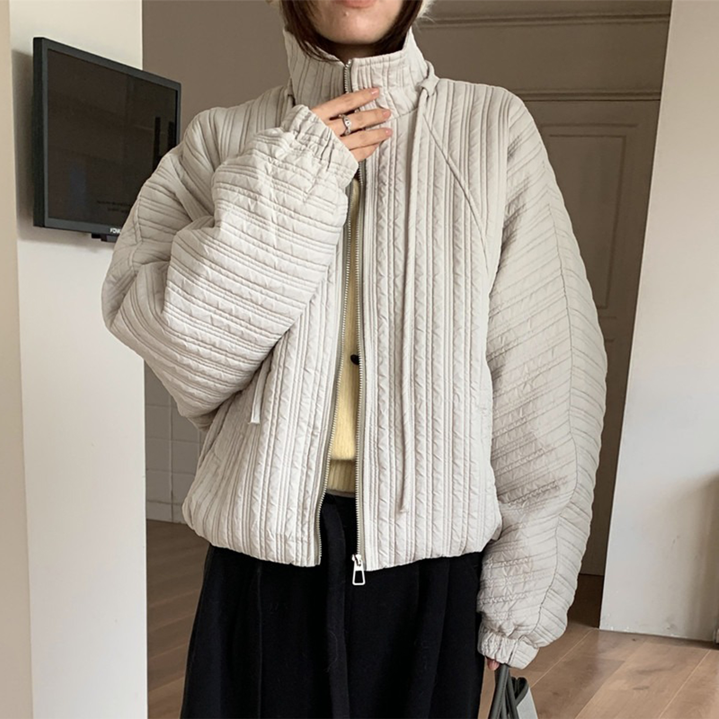 设计感立领纯色短款条纹棉服外套