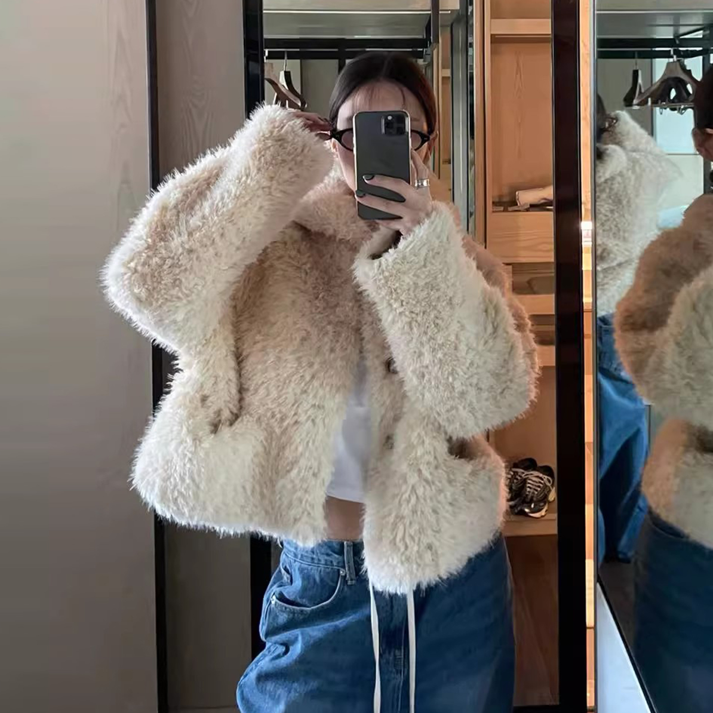 洋气单排扣纯色短款毛绒绒外套