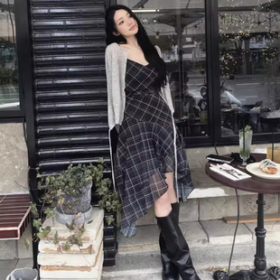 不规则裙摆收腰长裙 新款 良良家 复古风撞色格纹吊带连衣裙女春季