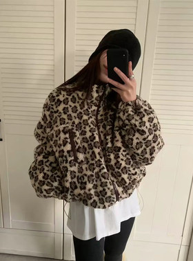 良良家复古豹纹羊羔毛短外套女