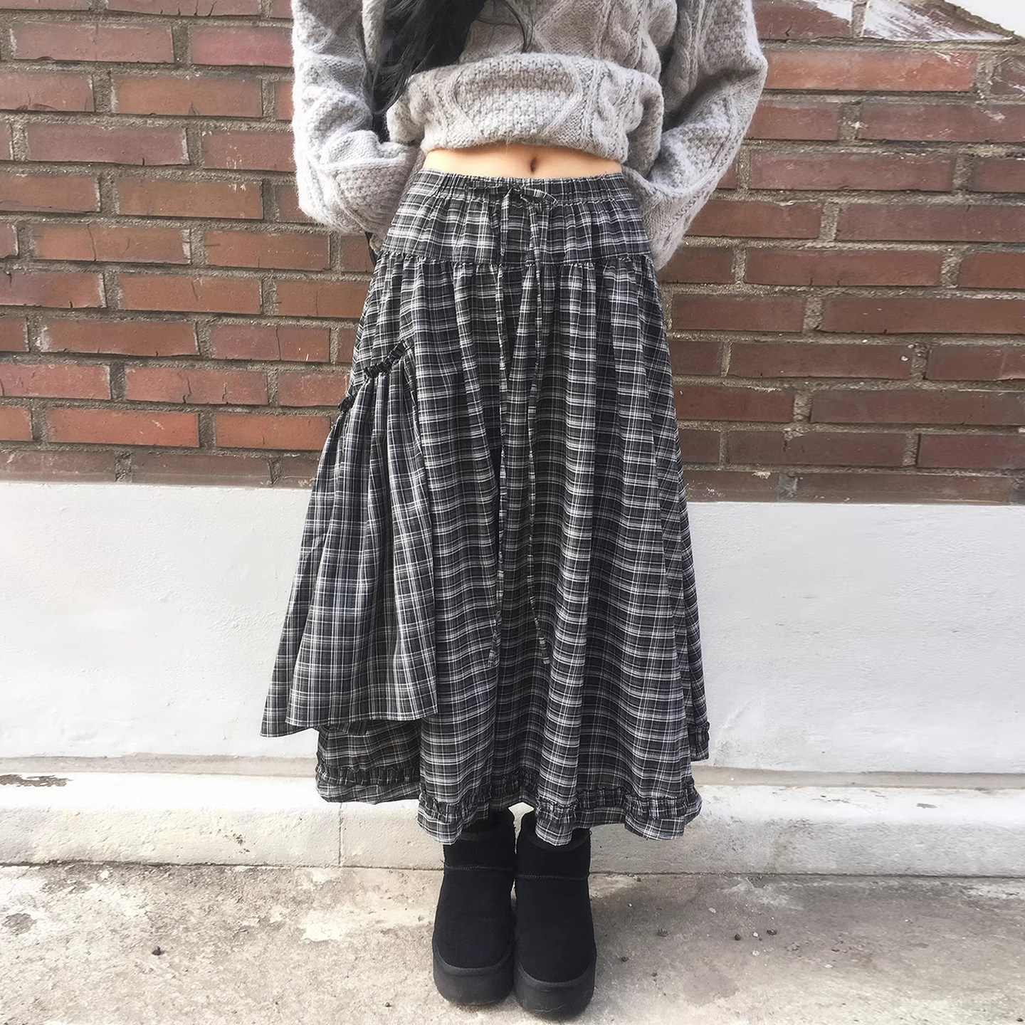 复古美拉德木耳边格子系带高腰半身裙女早春新款百搭不规则直筒裙