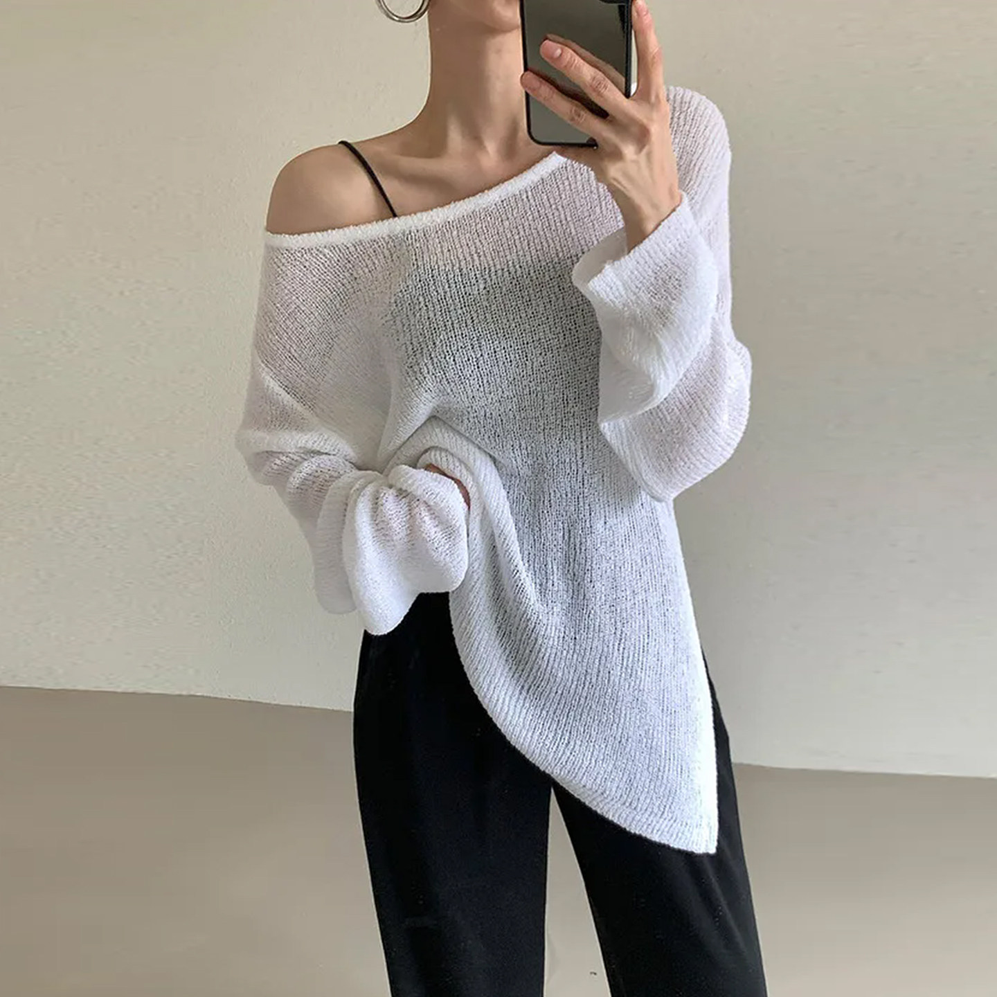 慵懒风一字领露肩透气薄款长袖针织衫女夏季新款设计感套头防晒衫