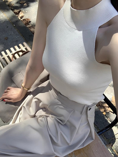 背心女 韩国chic夏季 法式 气质挂脖露肩设计修身 百搭显瘦打底针织衫