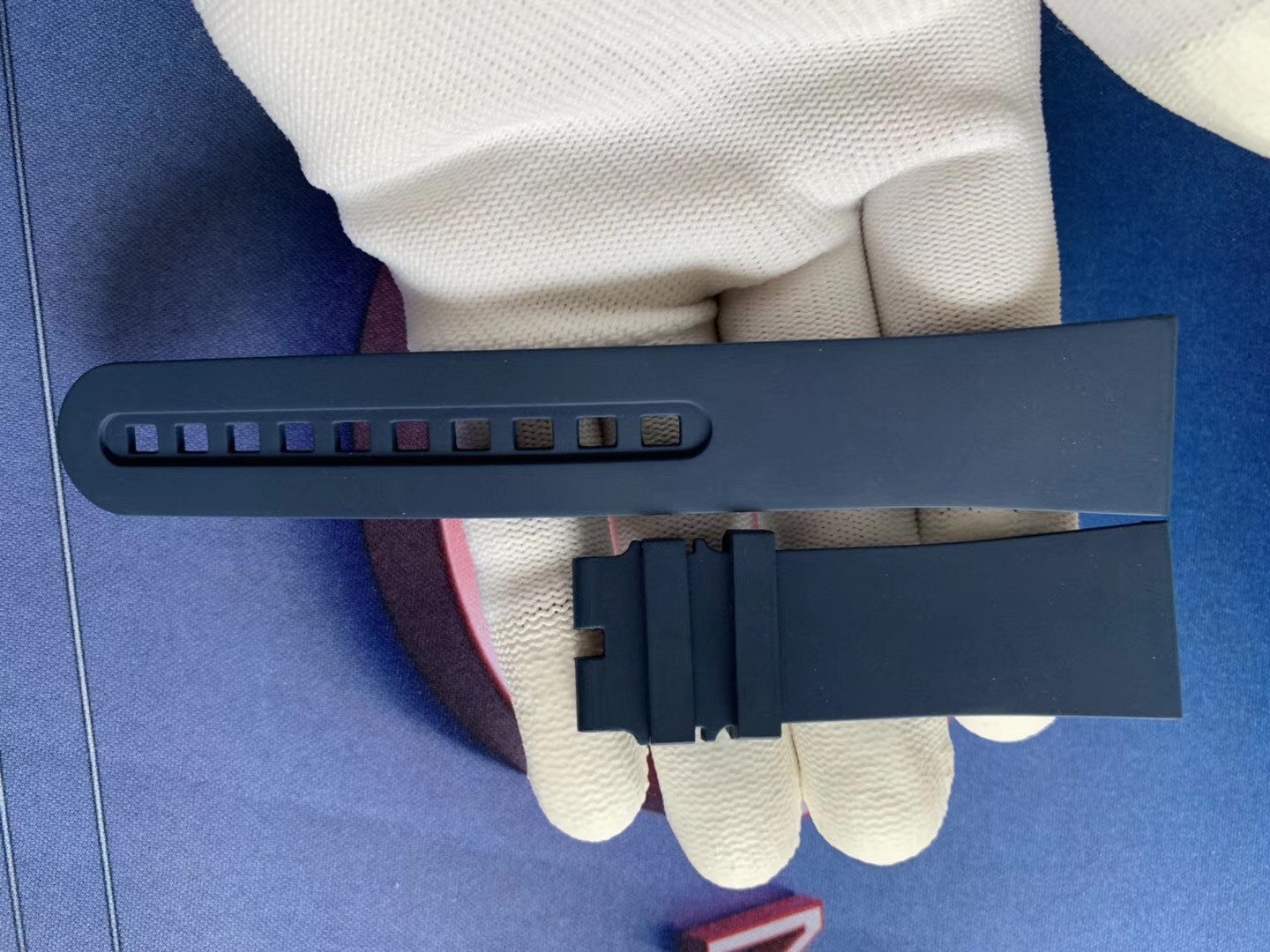 卓越表行 适配宝珀五十噚手表原厂防水胶带 表带23mm