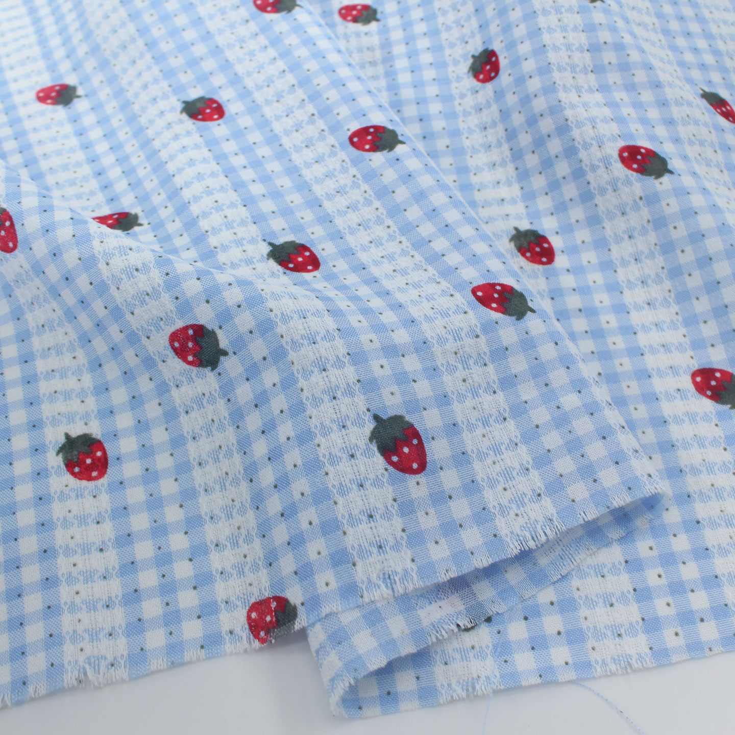 简约卡通草莓水玉点点提花布料