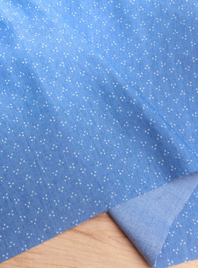 日韩4安薄款牛仔蓝色圆波点涤棉布料 服装衬衫上衣裙子短裤面料