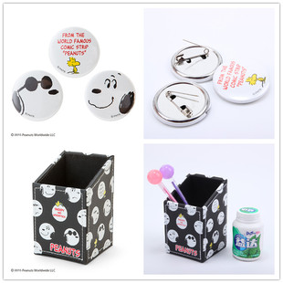 日本版Snoopy史努比65周年纪念版PU皮质笔筒收纳筒/金属襟章组