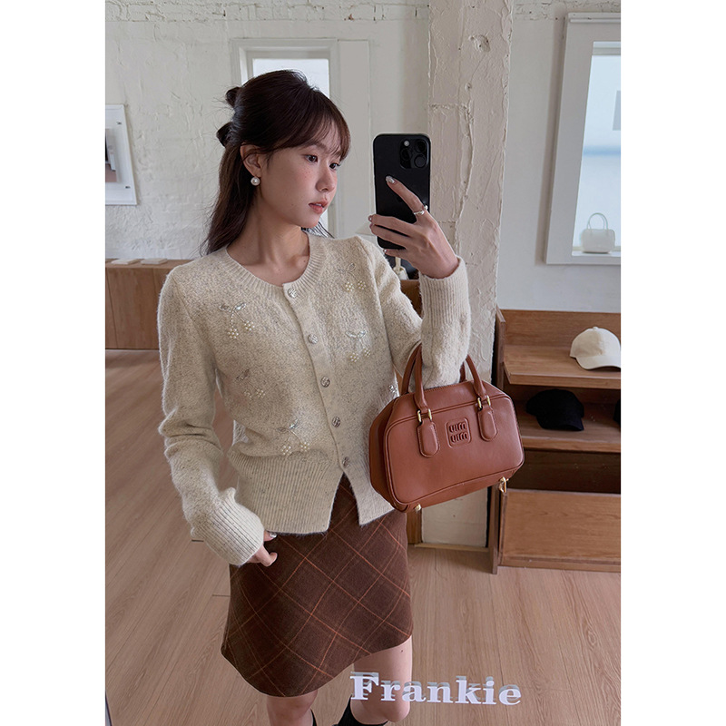 9m 重工钉珠 樱桃甜酒2色 立体樱桃针织开衫女冬季毛衣