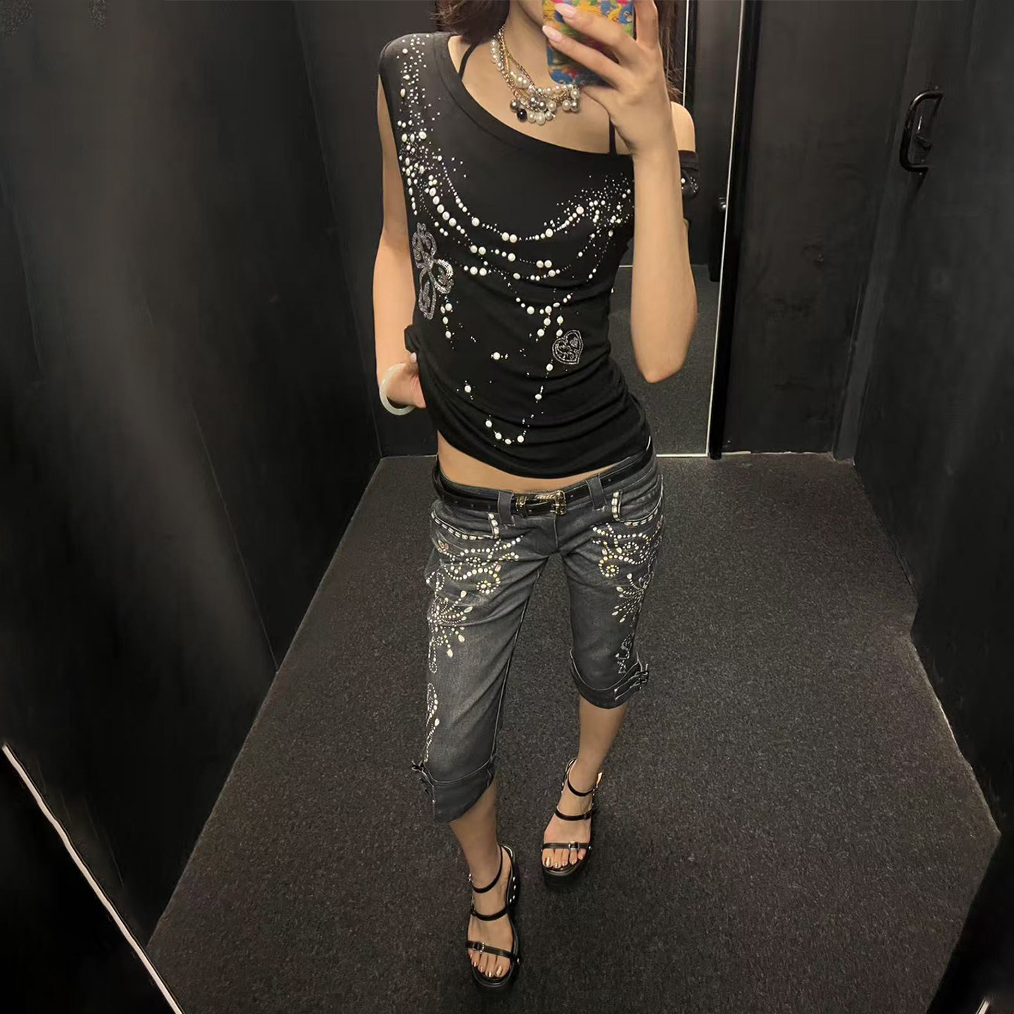 【王悦伊同款】Faychui 复古宝石喇叭七分裤修身印花小众休闲裤女