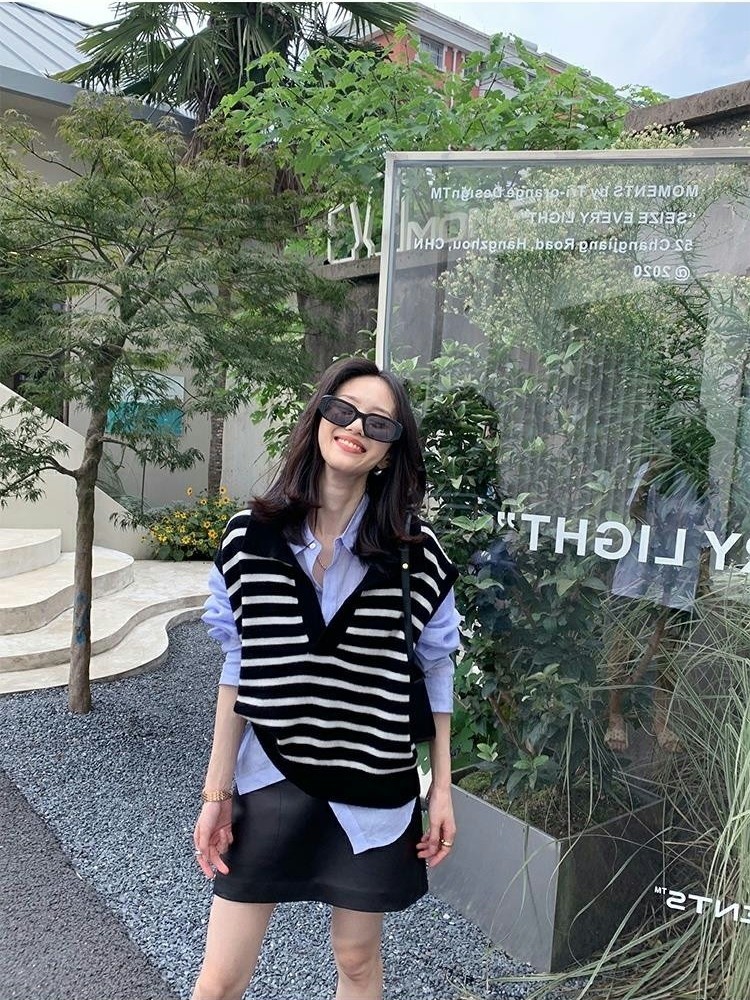 羊毛马甲女polo领春秋叠穿宽松无袖V领外穿毛衣黑白条纹针织背心