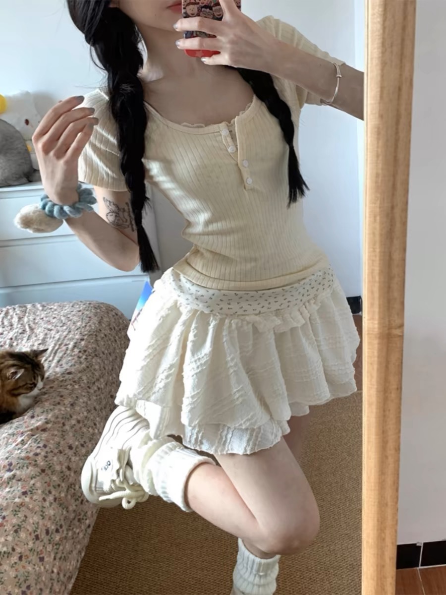 纯欲风辣妹穿搭套装裙女夏季假两件拼接碎花短袖上衣蛋糕裙两件套