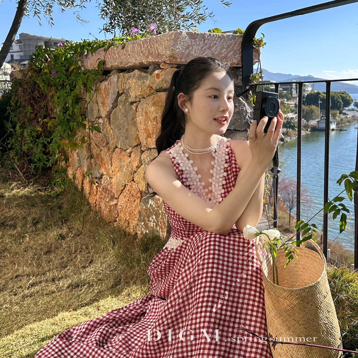 DIGM-时尚复古格子拼接花边连衣裙