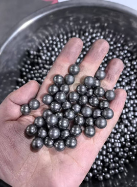 石墨球 石墨小球石墨珠圆球石墨轴承滚珠直径6mm 10mm多规格定制