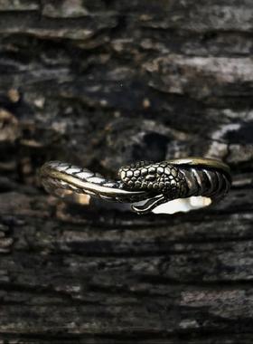 衔尾蛇戒指男小众设计嘻哈朋克风蛇形食指戒个性潮流神秘开口指环