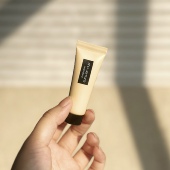 小方瓶粉底液 10ml大中样 轻松get蒿级雾面妆效 妥妥持妆一整天