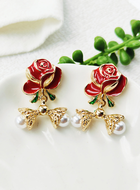 中古耳饰红色玫瑰花耳钉花朵耳环时尚大气精致款C400
