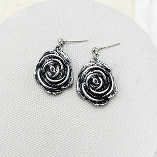 花团锦簇耳钉时尚复古简约气质款立体山茶花花卉耳饰耳坠C334
