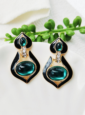 小众珐琅彩釉爱心琉璃耳环女复古温柔气质心形耳饰C397