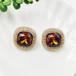 精致满钻耳饰镶嵌重工耳钉法式 欧美港风小众气质方糖耳环C249