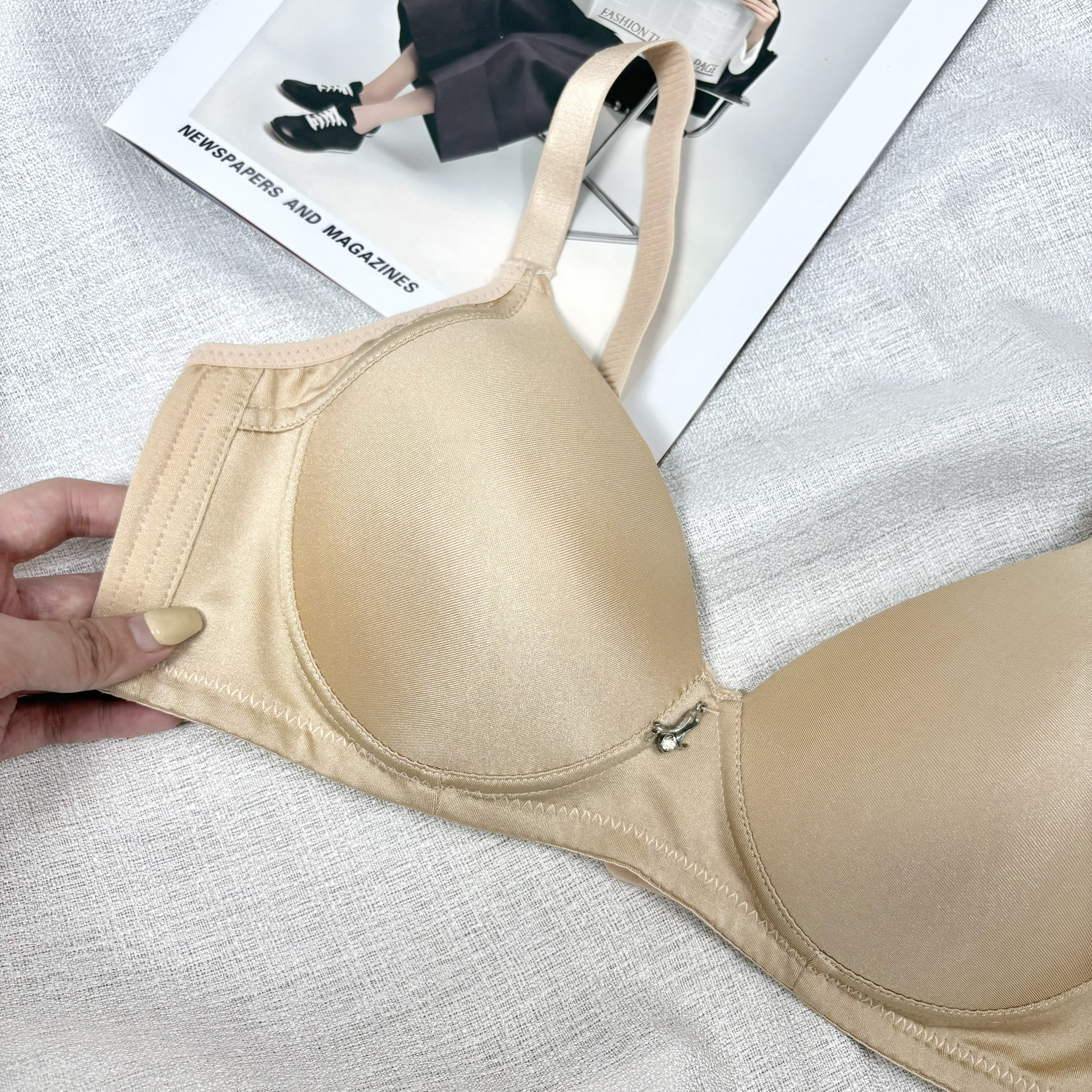 超薄杯四季通穿大码无钢圈舒适女士内衣爆款同款舒服女生内衣文胸