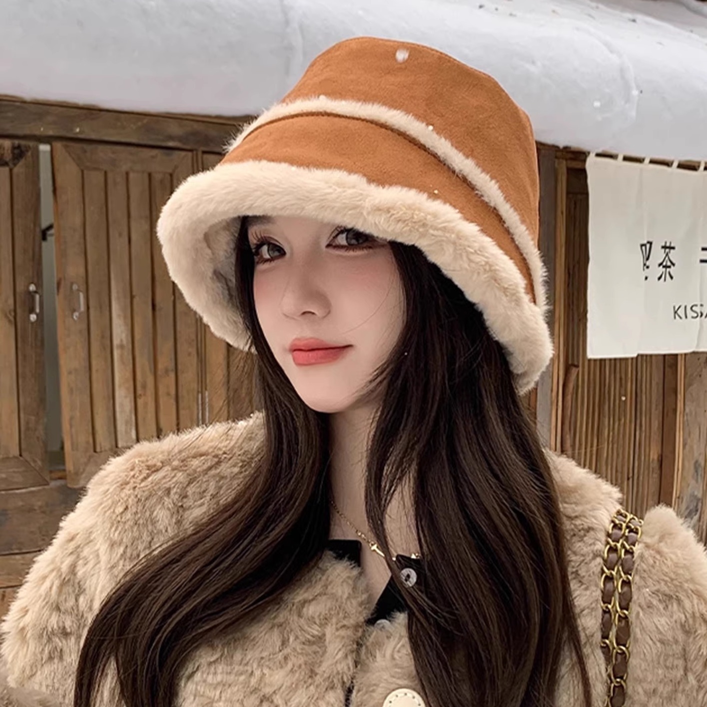 2025新款麂皮绒加绒渔夫帽子女秋冬季双面戴保暖盆帽护耳帽显脸小