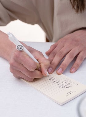 d/p白色笔杆经典LOGO圆珠笔韩国直邮官网代购 设计师品牌depound