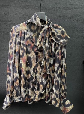 【熙藤叶】18728秋季个性大版型不修身中长豹纹衬衫衣正品Heevine