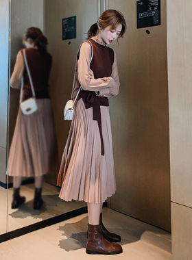 2020春秋季两件套装长袖连衣裙新款女装收腰显瘦气质长款百褶裙子