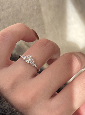 爆闪锆石戒指女轻奢精致高级感