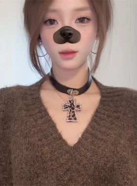 豹纹黑色皮质十字架项链个性百搭