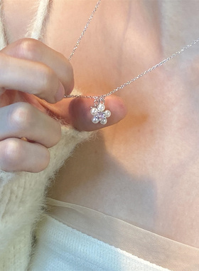 五瓣花项链女2026年新款轻奢小众