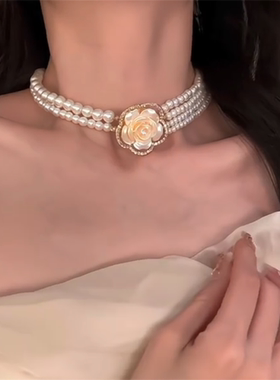 多层叠戴颈链山茶花朵珍珠项链