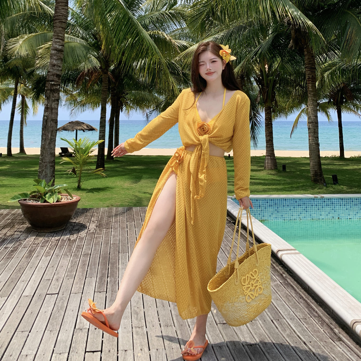 泳衣女款分体比基尼四件套长袖长裙大码性感纯欲绝美海边度假泳装