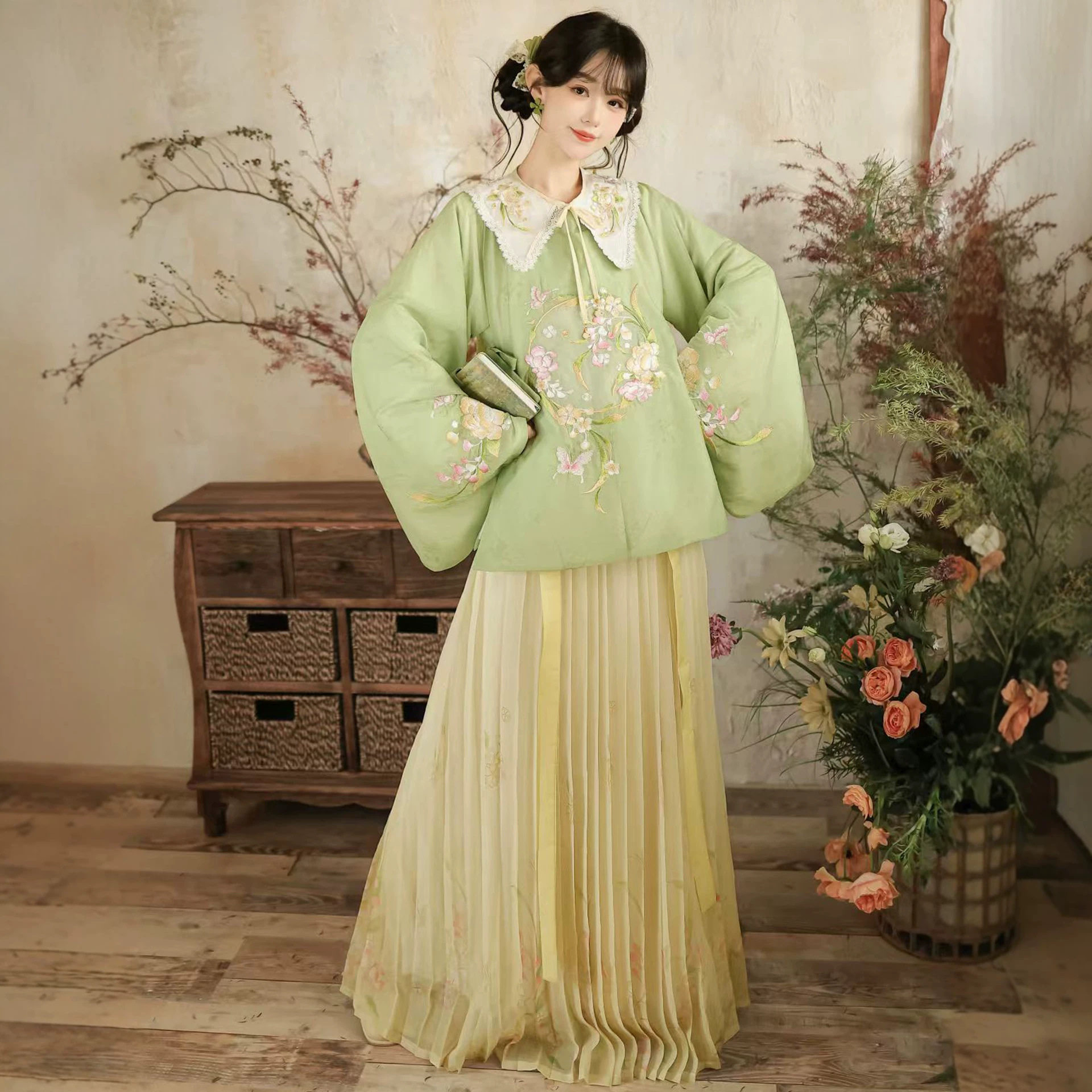 原创汉服女2026新款明制圆领袍满褶裙古风日常百搭春秋中国风古装