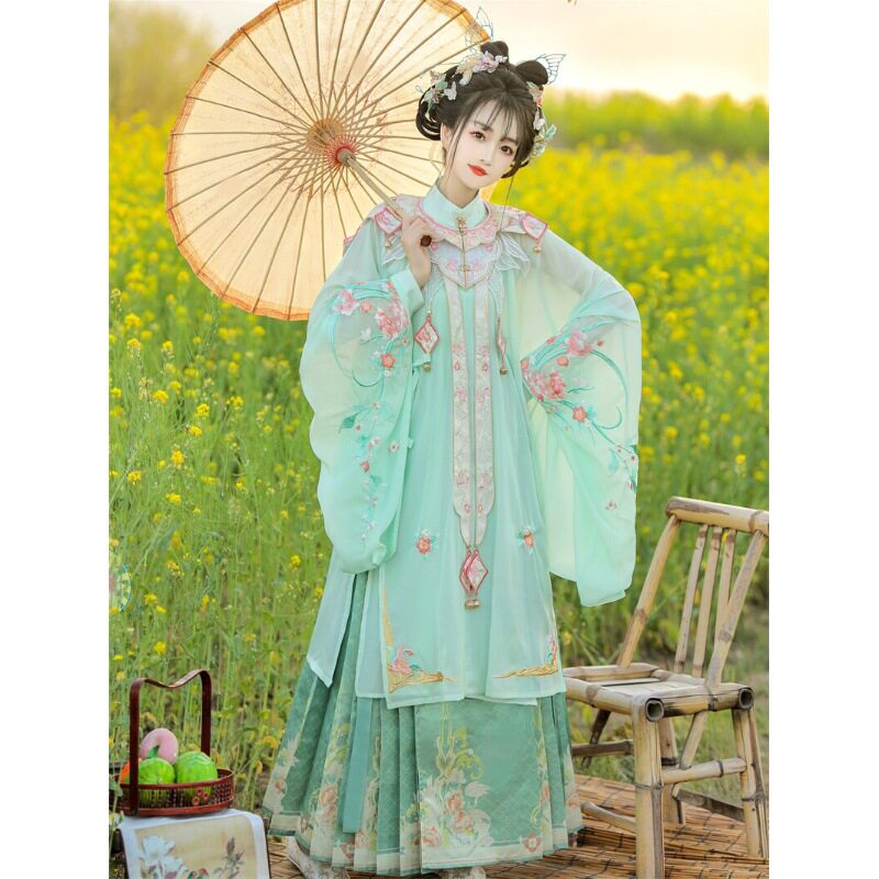 明制云肩汉服女2026新款夏季改良重工琵琶袖长衫马面裙超仙气