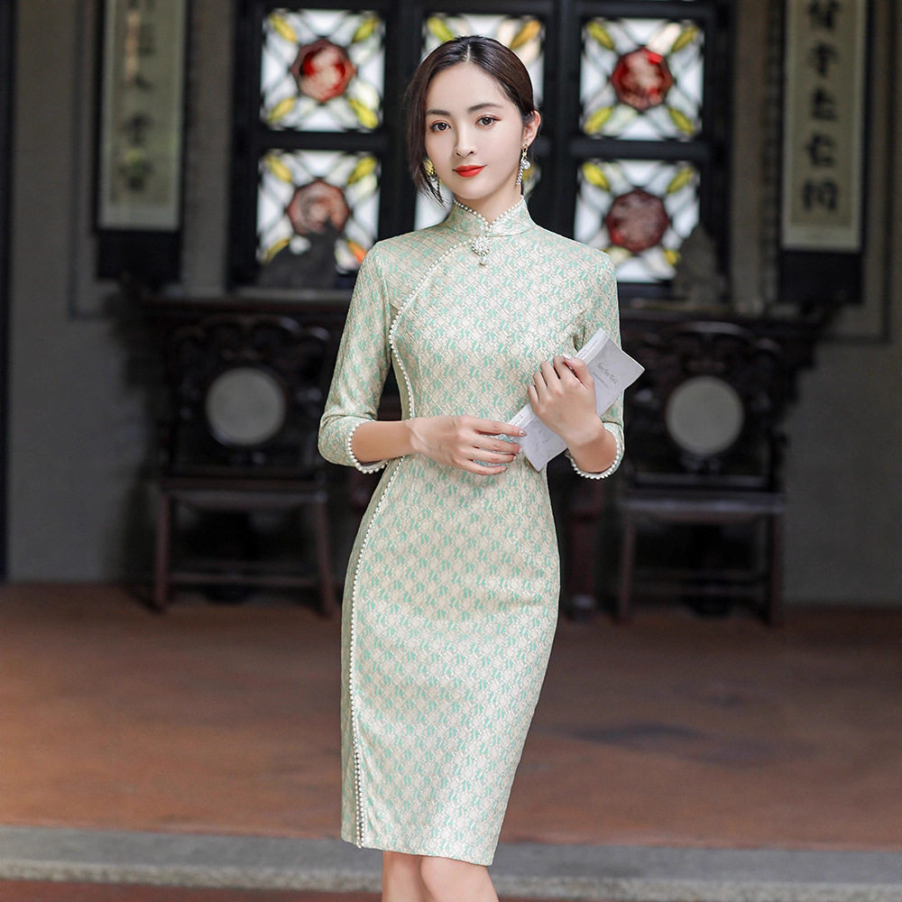 蕾丝复合旗袍长款七分袖2026新款复古改良旗袍走秀修身宴会连衣裙