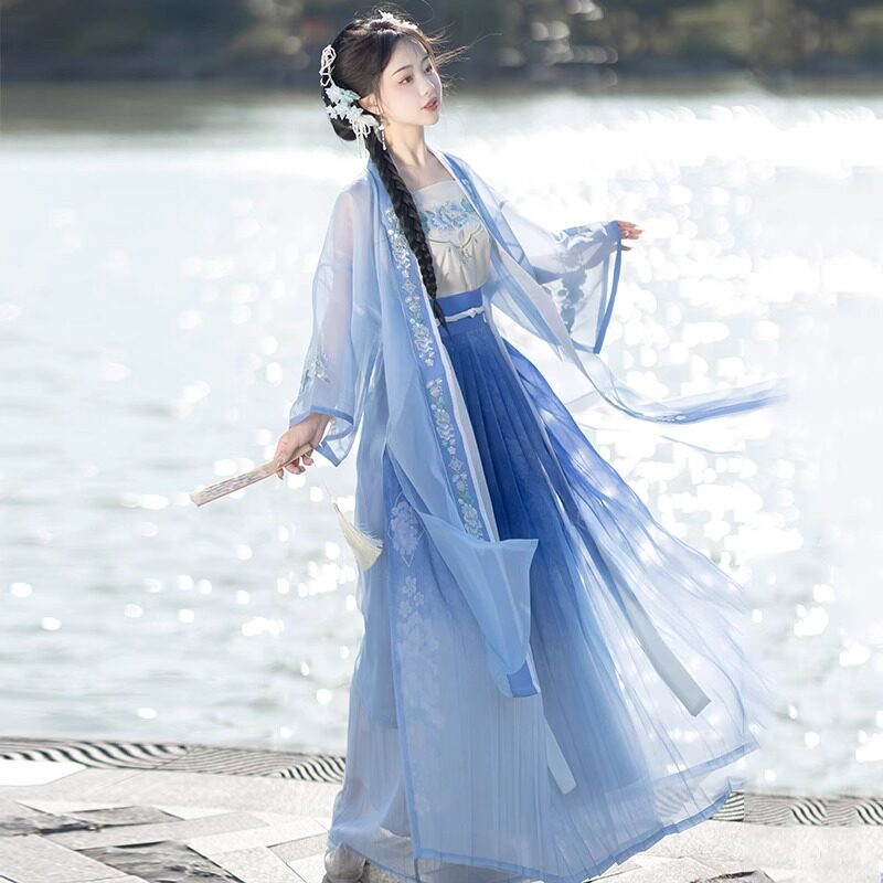 原创宋制汉服女2026新款刺绣对襟长衫褙子吊带齐腰褶裙套装春秋季