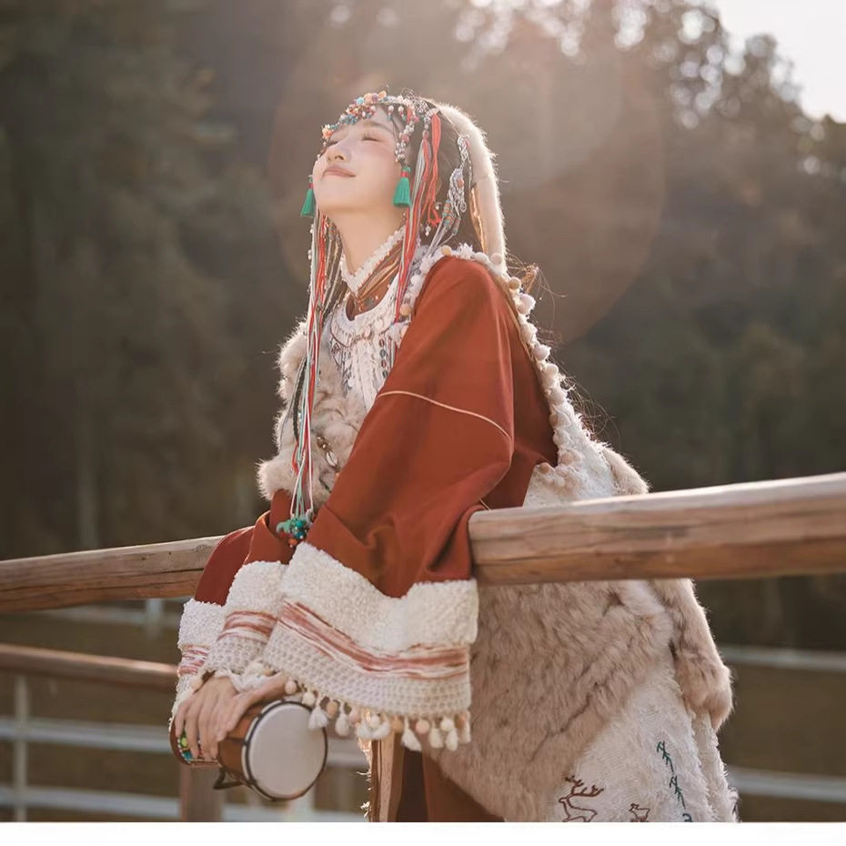 旅拍异域风情民族服饰汉服立领对襟长衫印花百褶裙藏族民族服