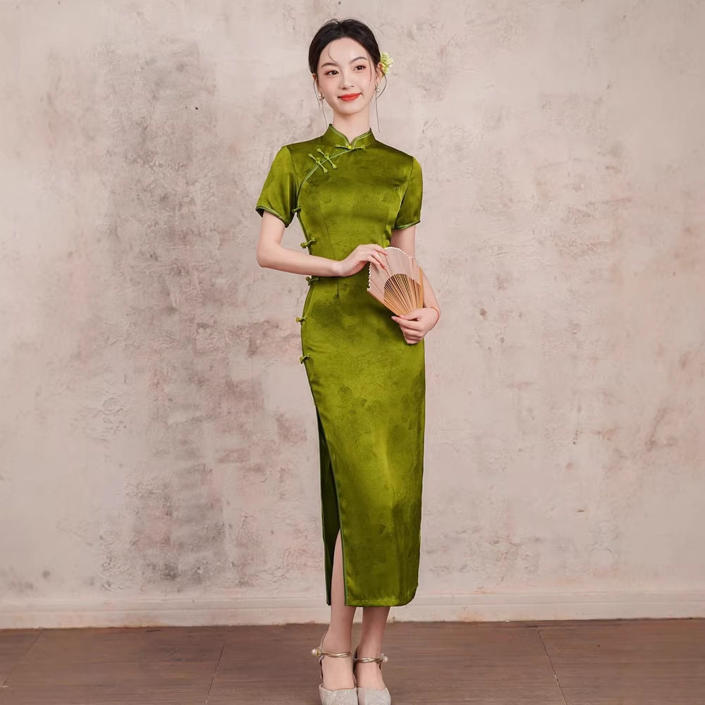 改良旗袍高端大气上档次2026新款中式国风连衣裙绿色夏装日常可穿